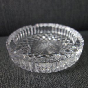 Nice Ash Tray with some Weight to it!